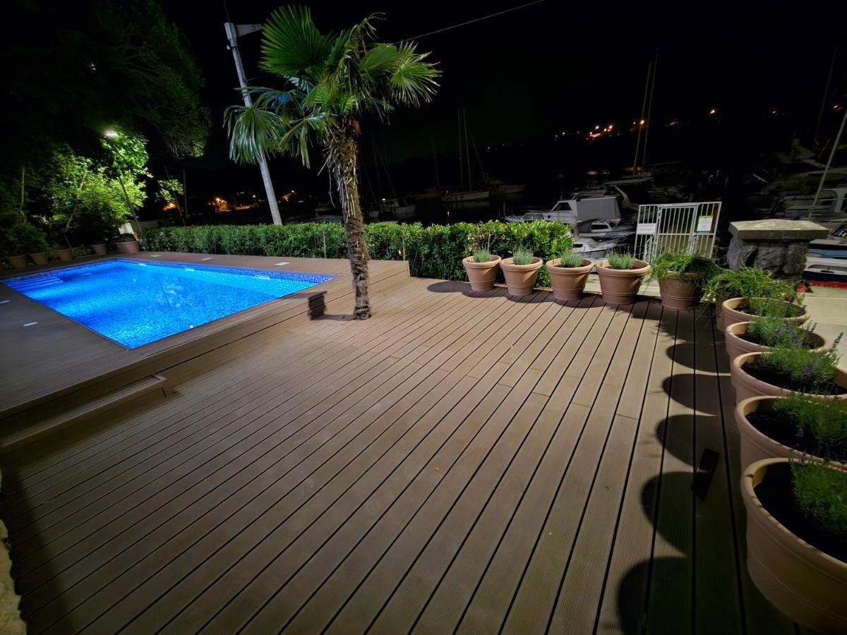 Villa Gaj Omišalj Εξωτερικό φωτογραφία